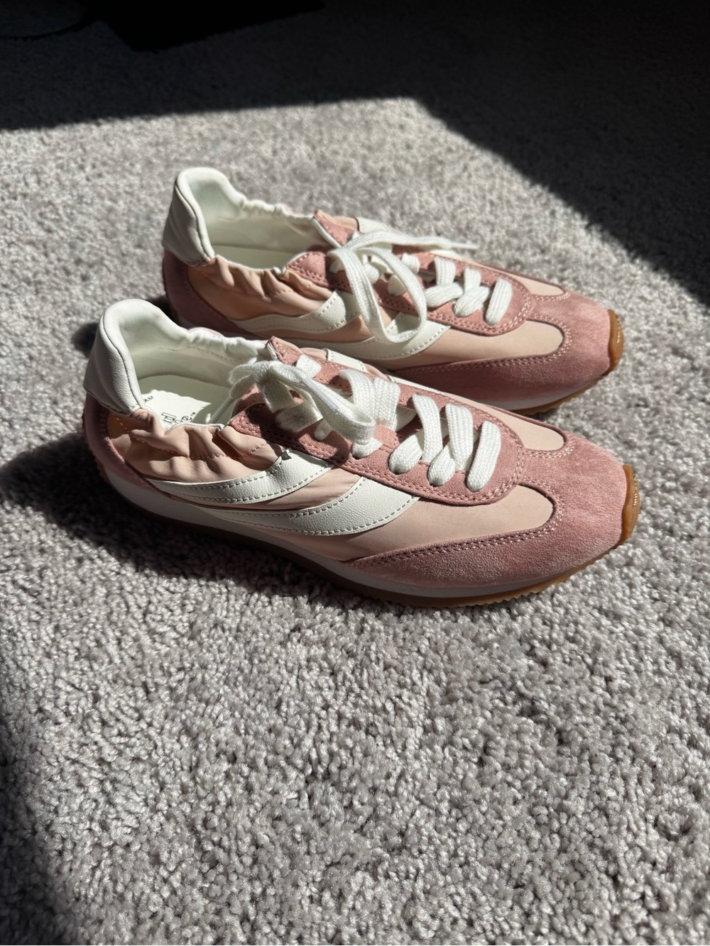 Women’s sneakers - Wild Fable Light Pink size 6